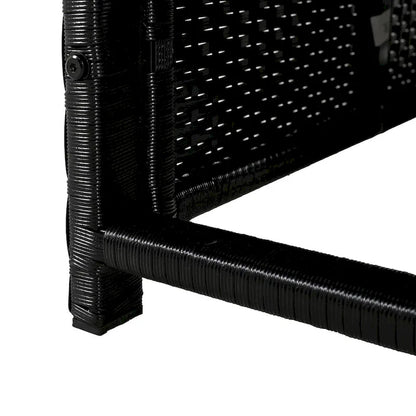 Cornice perimetrale per vasca idromassaggio a sezione quadrilatera in rattan per esterni